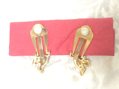 Vintage MOSCHINO golden cute angel flying earring. Rare jewelry masterpiece. Great gift idea
