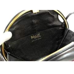1980s. Vintage BALLY cute duck design black leather and pink ostrich leather combi round shoulder bag, clutch purse. Made in West Germany.
