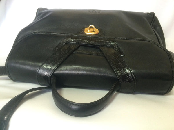 Vintage FENDI genuine black leather kelly style shoulder bag with croc –  eNdApPi ***where you can find your favorite designer  vintages..authentic, affordable, and lovable.