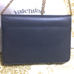 Vintage Valentino Garavani, gray leather chain shoulder bag with golden round V motif charm. Can be clutch bag as well. 060531r7