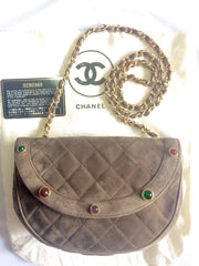 Vintage CHANEL beige brown, cocoa brown suede leather chain shoulder bag with green, red, and purple gripoix stones. Rare masterpiece.