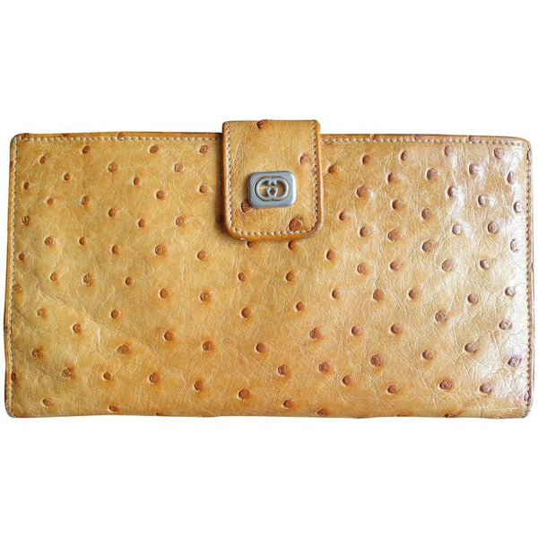 Vintage GUCCI tanned brown genuine ostrich leather wallet with gold to –  eNdApPi ***where you can find your favorite designer  vintages..authentic, affordable, and lovable.