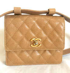 Vintage CHANEL beige brown caviarskin waist purse, hip bag, fanny pack with golden CC mark. Classic 2.55 design. R0410112