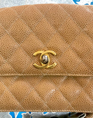 Vintage CHANEL beige brown caviarskin waist purse, hip bag, fanny pack with golden CC mark. Classic 2.55 design. R0410112