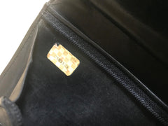Vintage CHANEL black leather wallet with large CC stitch mark. Rare wallet from Chanel in 90’s. 050320r9