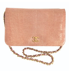 Vintage CHANEL milky pink genuine lizard leather 2.55 shoulder bag with golden CC mark and and chain strap. Rare masterpiece. 050323re10