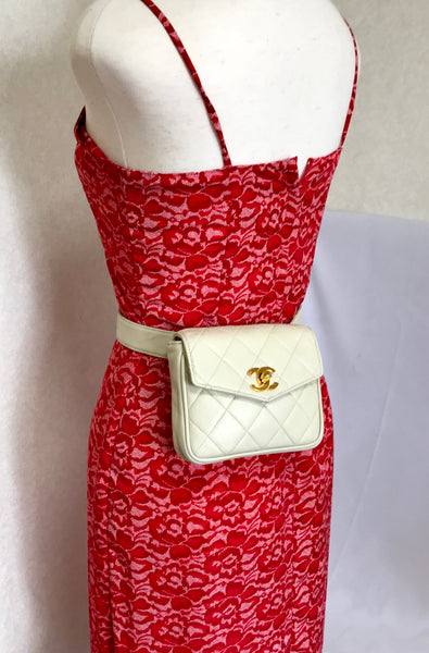 Chanel Cream White CC Accordion Flap Bag ○ Labellov ○ Buy and