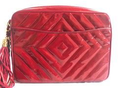 Vintage CHANEL lipstick red patent enamel shoulder bag, camera bag with CC mark and fringe. Rare diamond, diagram, chevron stitch. Glossy.