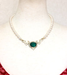 MINT. Vintage Nina Ricci faux pearl statement necklace with large green Swarovski crystal stone top and clear stones. Gorgeous jewelry