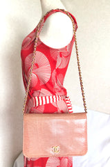 Vintage CHANEL milky pink genuine lizard leather 2.55 shoulder bag with golden CC mark and and chain strap. Rare masterpiece. 050323re10