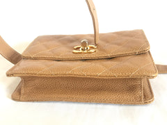 Vintage CHANEL beige brown caviarskin waist purse, hip bag, fanny pack with golden CC mark. Classic 2.55 design. R0410112