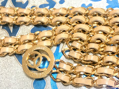 Vintage CHANEL double chain and beige leather belt with golden CC charm hock. Classic belt. 29.5", 75cm