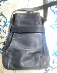 Vintage COACH navy genuine leather hobo bucket shoulder bag, classic purse. Made in Costa Rica