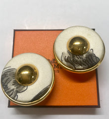 Vintage HERMES golden round earrings with white silk fabric frames. Classic jewel piece. 060616r2