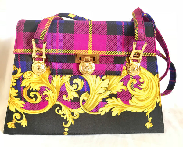 Real vs Fake Versace bag. How to spot counterfeit Gianni Versace