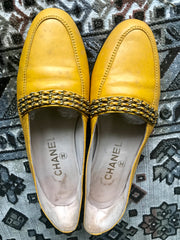 Vintage CHANEL yellow calfskin leather flat pump shoes with triple skinny chain belts. EU 36, US6-6.5
