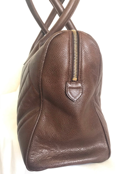 Vintage CHANEL brown caviarskin v stitch, chevron style bag, Speedy ba –  eNdApPi ***where you can find your favorite designer  vintages..authentic, affordable, and lovable.