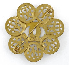 Vintage CHANEL arabesque flower brooch with CC mark. Made in France. Hat, scarf, jacket. Great gift. 050327re1