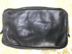 Vintage Gianni Versace black leather purse pouch, case bag with its iconic medusa face and golden logo motif charm. Unisex bag. 061122re1