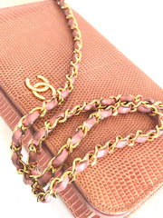 Vintage CHANEL milky pink genuine lizard leather 2.55 shoulder bag with golden CC mark and and chain strap. Rare masterpiece. 050323re10
