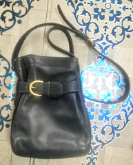 Vintage COACH  navy genuine leather hobo bucket shoulder bag, classic purse. Made in Costa Rica