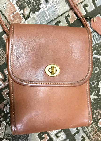 Vintage COACH genuine brown leather mini shoulder bag vertical