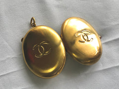 90’s Vintage Chanel Locket pendant top with CC engraved mark.