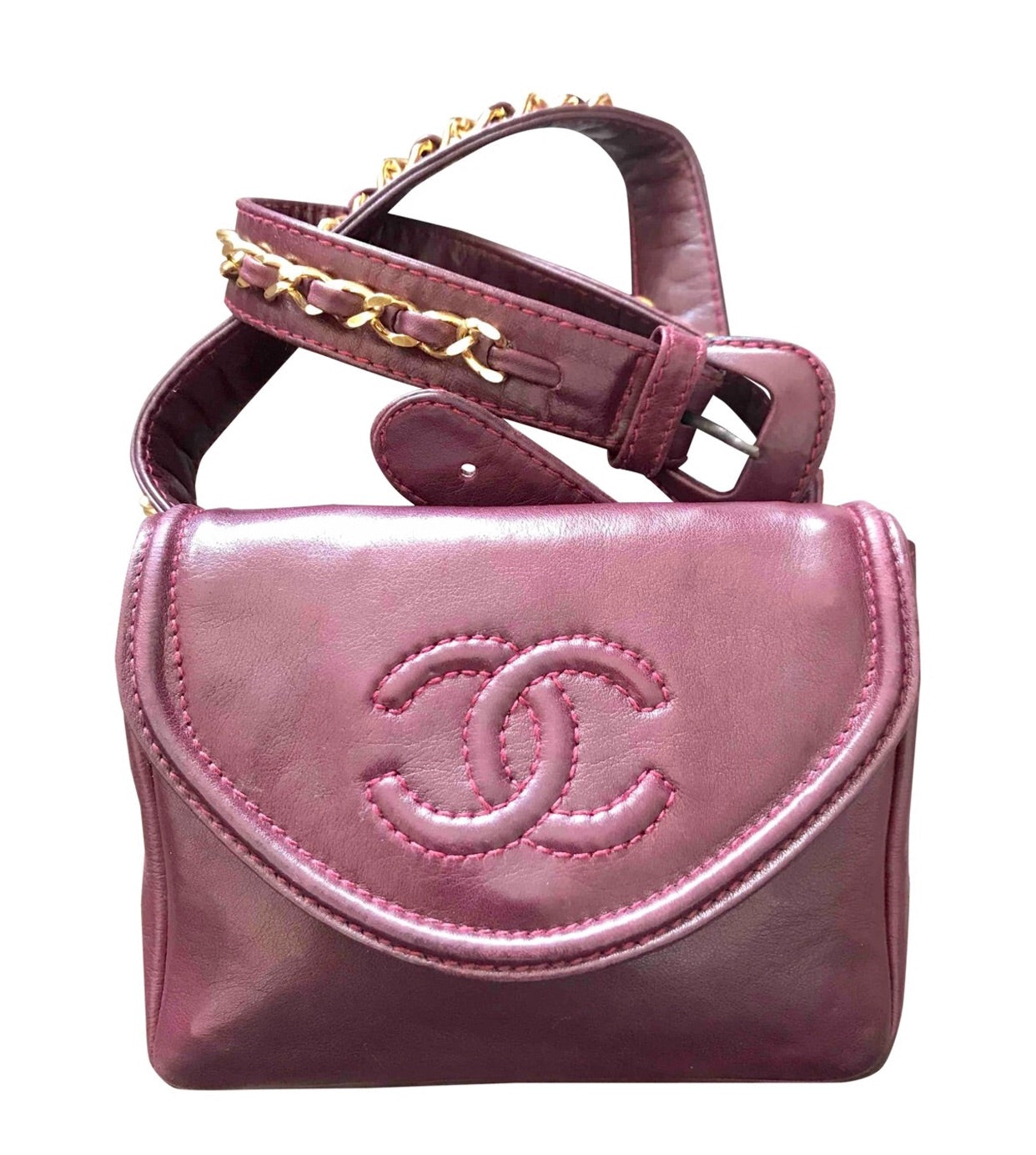 Vintage CHANEL wine fanny pack, leather belt bag with detachable chain belt and CC stitch mark on flap. Fits 29.5" -32.6" 070502re2