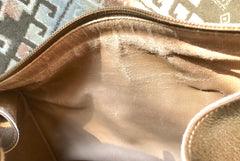 Vintage Gucci beige brown GG monogram jacquard and leather combo speedy design handbag with golden logo charm. Unisex use.