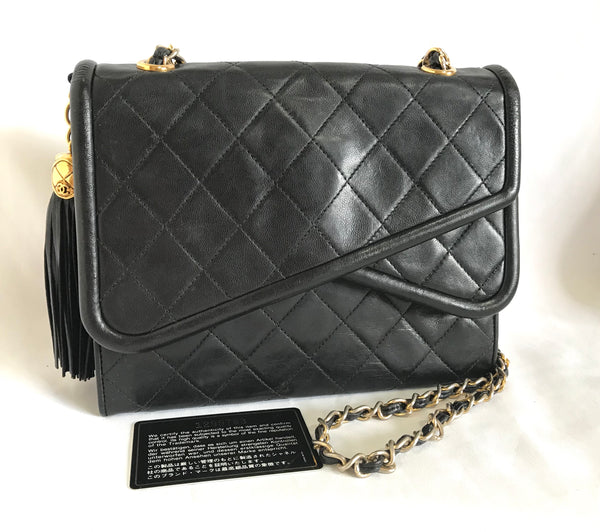 Vintage Chanel Single Flap Bag with Tassel - Black