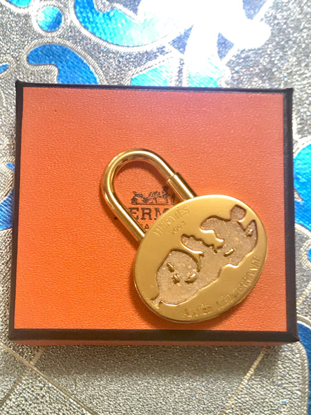 Vintage Authentic Hermes Herbag MM Handbag w Padlock Key Padlock Key MEDIUM  at 1stDibs