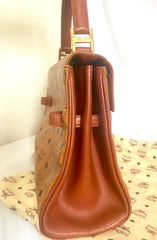 Vintage MCM classic brown monogram Kelly bag with golden logo plate. Perfect daily use bag. By Michael Cromber, Germany