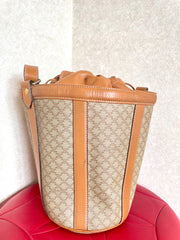 Vintage Celine round box shape hobo bucket shoulder purse in classic brown macadam blaison pattern with leather strap. 050111an1