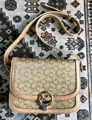 Vintage Celine beige macadam and blason pattern classic shoulder bag with golden logo motifs. Diffusion line. 050316r3