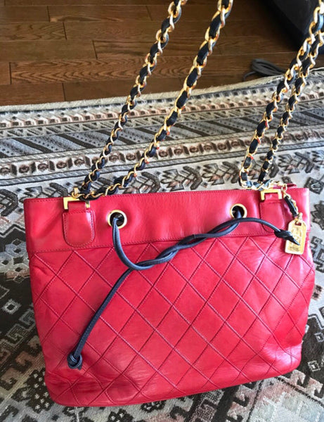 Vintage CHANEL clear vinyl and red leather combination shoulder purse, –  eNdApPi ***where you can find your favorite designer  vintages..authentic, affordable, and lovable.