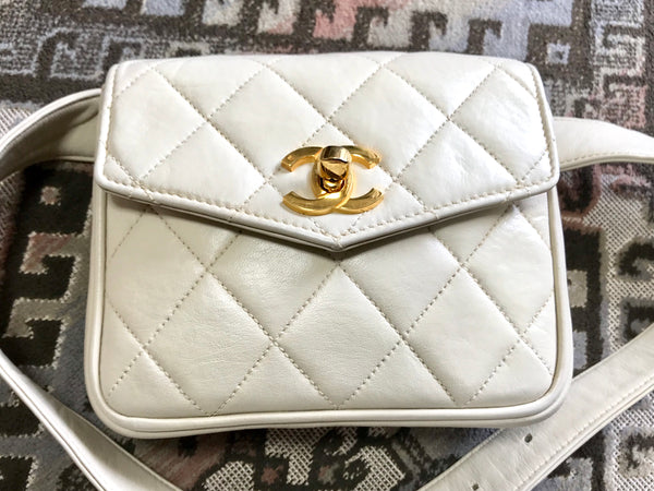 Chanel Cream White CC Accordion Flap Bag ○ Labellov ○ Buy and