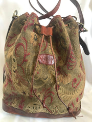 Vintage Mulberry khaki and wine brown gabeline weave fabric hobo bucket shoulder bag with leather trimming. Made in England. 050320r12