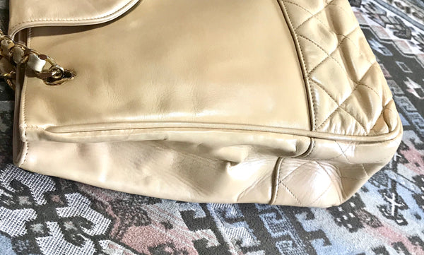 Vintage CHANEL beige calf leather large chain shoulder tote bag