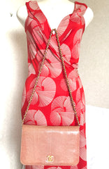 Vintage CHANEL milky pink genuine lizard leather 2.55 shoulder bag with golden CC mark and and chain strap. Rare masterpiece. 050323re10