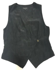 Vintage Gucci black silk vest with shell buttons. Unisex use. Elegant look.