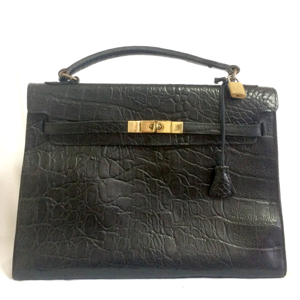 Vintage FENDI genuine black leather kelly style shoulder bag with croc –  eNdApPi ***where you can find your favorite designer  vintages..authentic, affordable, and lovable.