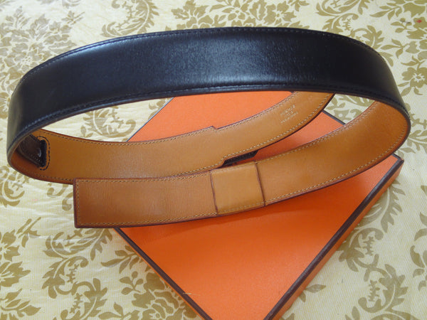 MINT. Vintage HERMES black box calf leather Kelly belt. Stamp S in