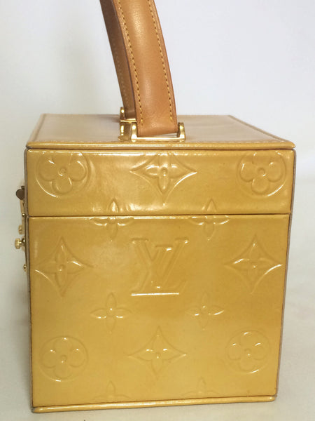 Vintage Louis Vuitton light yellow, cream verni monogram cosmetic, par –  eNdApPi ***where you can find your favorite designer  vintages..authentic, affordable, and lovable.