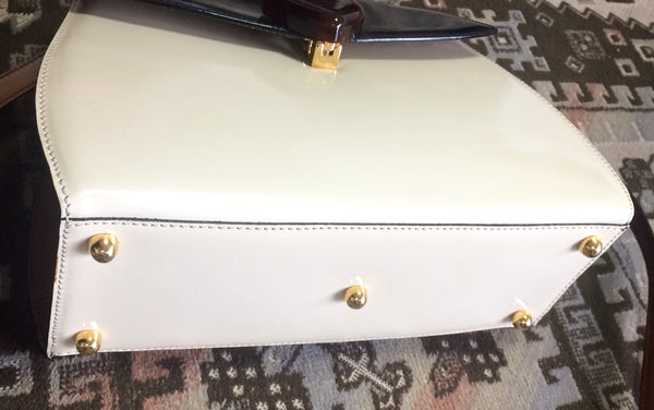 Vintage Moschino White Patent Heart Top Handle Bag – Treasures of NYC