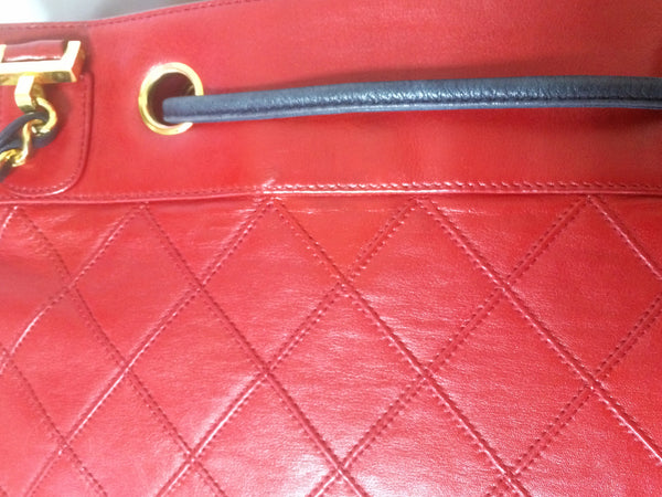 Vintage CHANEL vinyl large shoulder bag, tote bag with red, yellow, bl –  eNdApPi ***where you can find your favorite designer  vintages..authentic, affordable, and lovable.