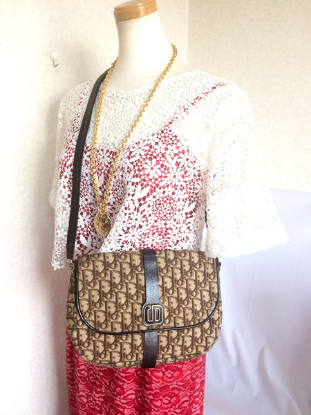 70's vintage Christian Dior wine trotter jacquard handbag with the gol –  eNdApPi ***where you can find your favorite designer  vintages..authentic, affordable, and lovable.
