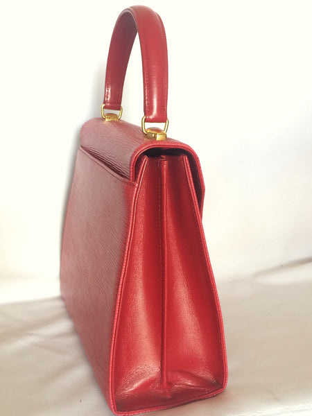 Vintage Valentino Garavani pink red epi leather handbag with round V l – eNdApPi ***where you can find your favorite designer vintages.....authentic, affordable, and