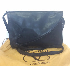Vintage Valentino Garavani, Black nappa leather clutch purse, shoulder bag with tied bow, ribbon and V logo motif at front.