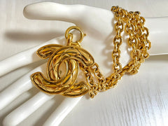 Vintage CHANEL classic necklace with extra large matelasse CC mark pendant top. Gorgeous masterpiece jewelry. 050608ya