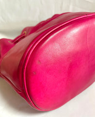 Vintage CHANEL fusia pink lambskin hobo bucket shoulder bag with CC golden balls and CC stitch mark. 050919ac1